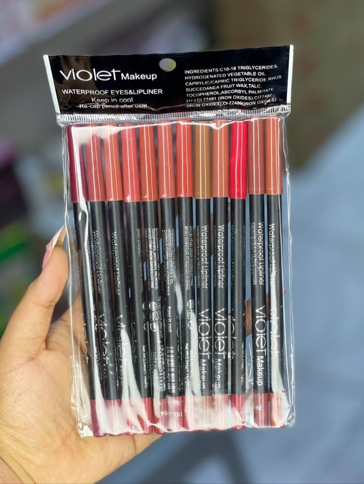 خط لب Violet در رنگبندی های متفاوت 120000